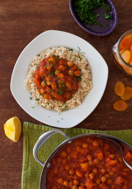 Lovely meatless meal in the slow cooker: Chickpea Apricot Stew from SimpleBites.net