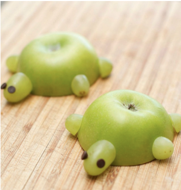 Cute apple turtle for lunch