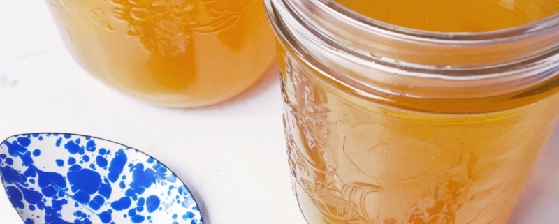 How to Make Chicken Bone Broth at home