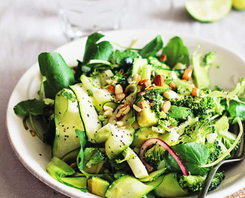 allergy-seaon-meal-plan-cleansing detox salad